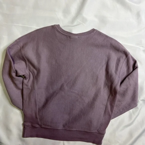 NWOT Purple Lavender Champion Reverse Weave Crewneck Sweatshirt Size Small - Picture 4 of 4